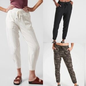 3 PACK - Athleta Farallon Joggers Camo, Black, White
